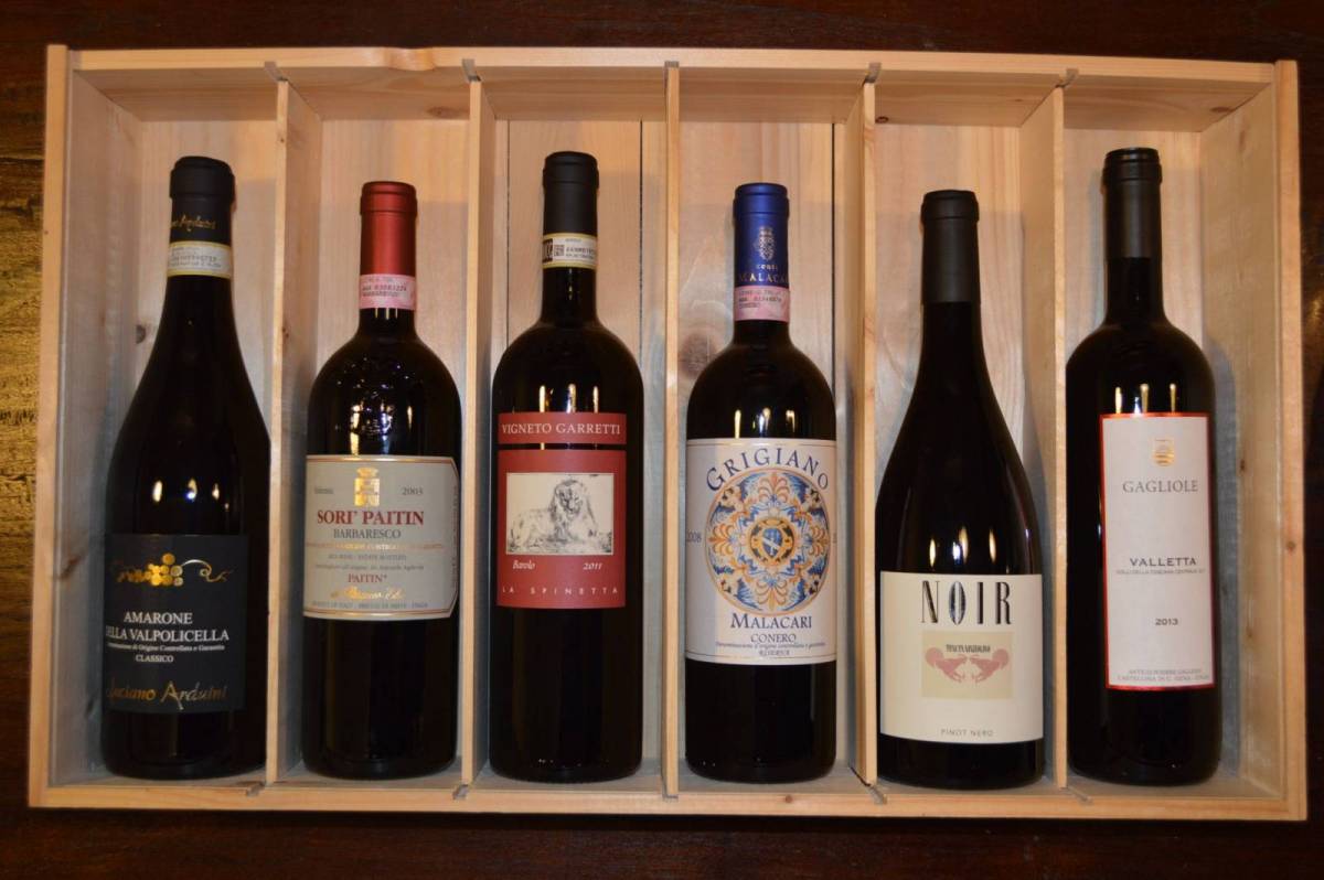 masker Kwalificatie antiek Luxe wijncadeau met 6 Italiaanse topwijnen